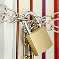 Image of padlocked books.